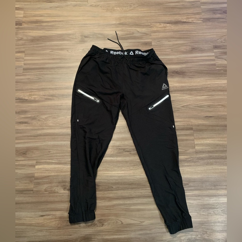 Reebook cargo sweetpants